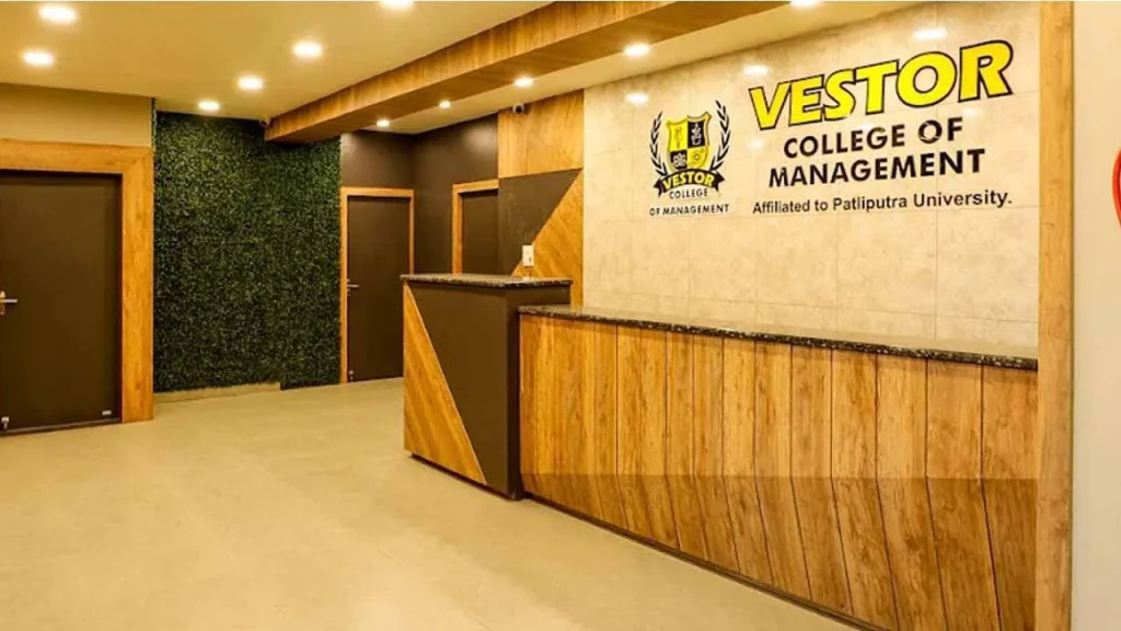 How many years to complete BSc IT?
