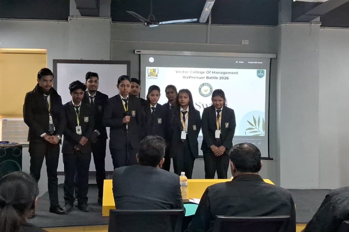 BCA students of Vestor College of Management presenting business ideas during BizPreneur Battle 2026 in Patna